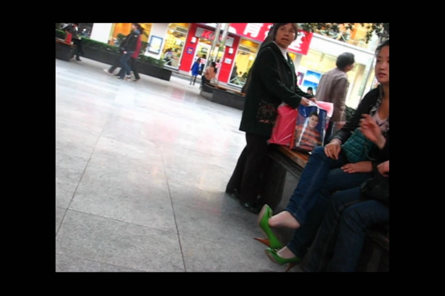 streetsnapdangl[00 01 04][20181128 232515 8]